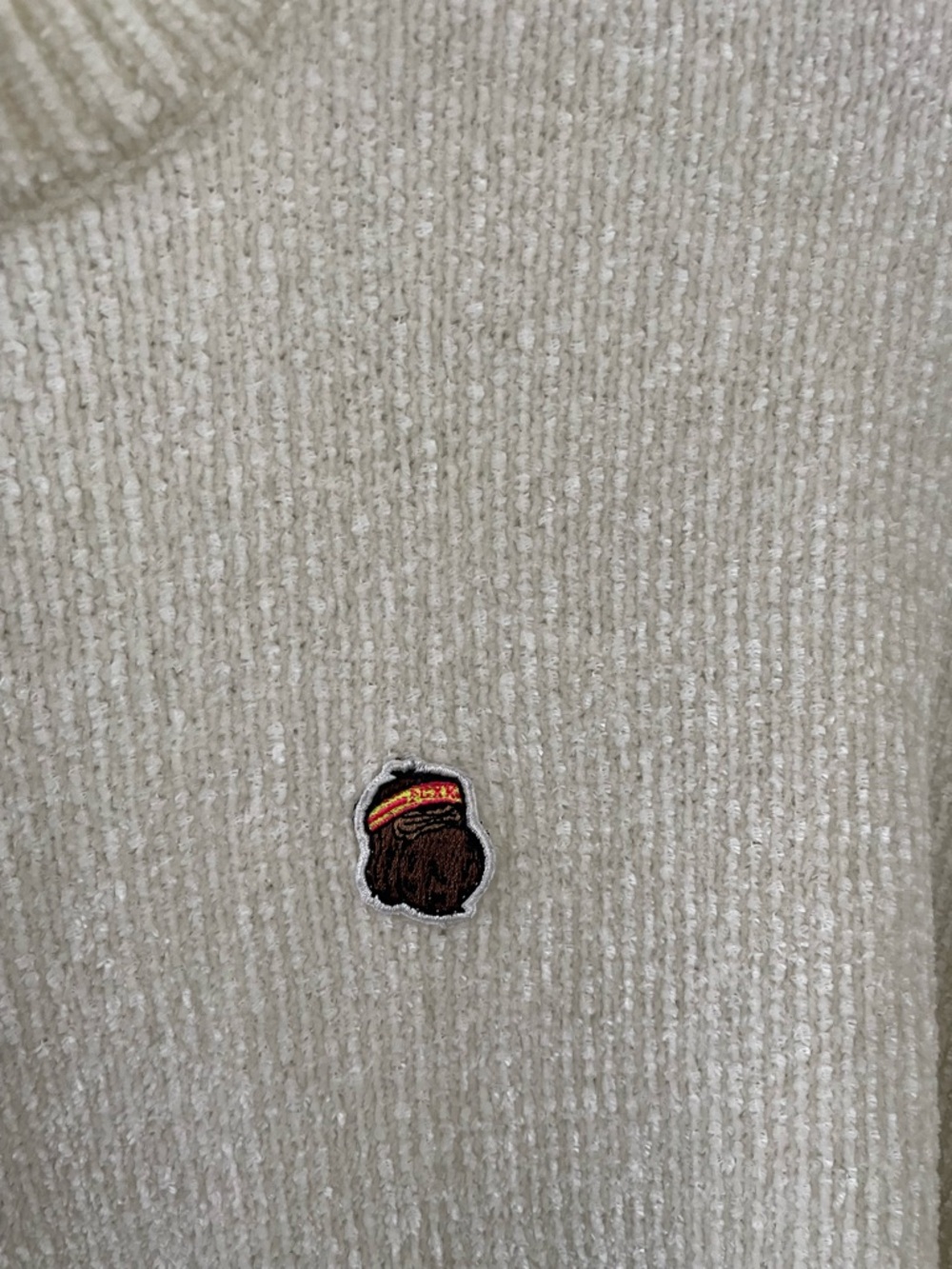 Fingercroxx "Bigfoot" Chenille Knit Crewneck Sweater Cream Size XS/S Streetwear - Picture 8 of 11
